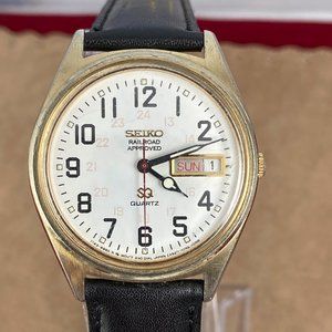 Vintage Seiko Railroad Approved Quartz Watch Day and Date